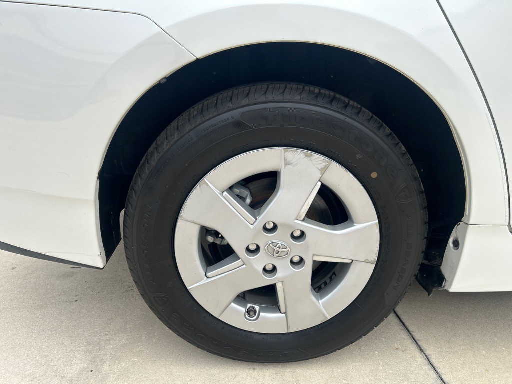 2011 Toyota Prius Image 22