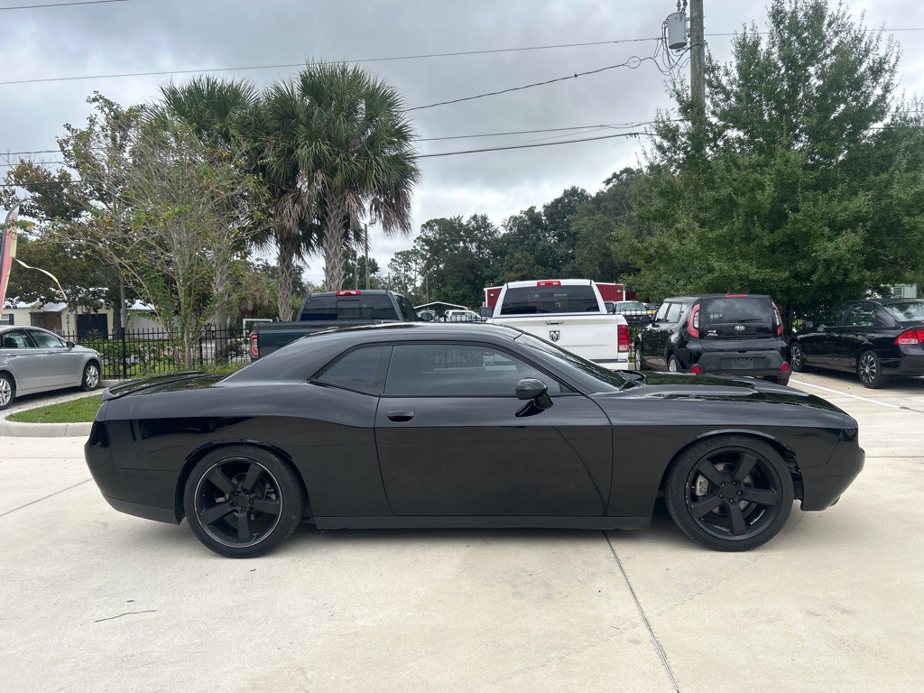 2015 Dodge Challenger Image 3