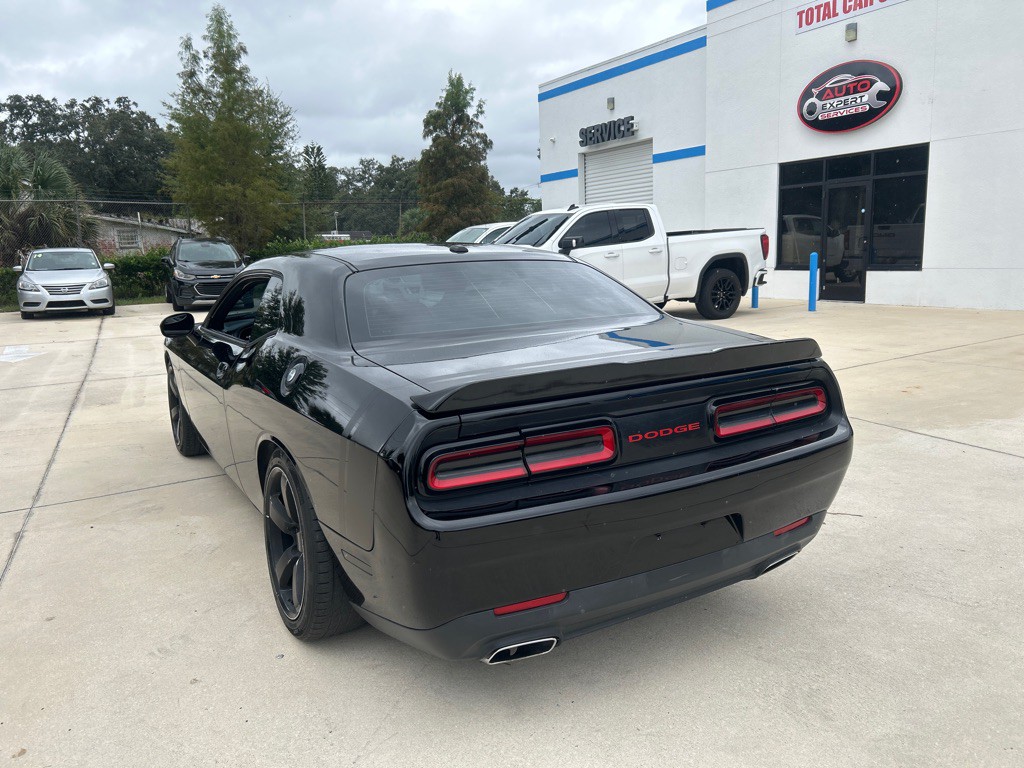 2015 Dodge Challenger Image 5