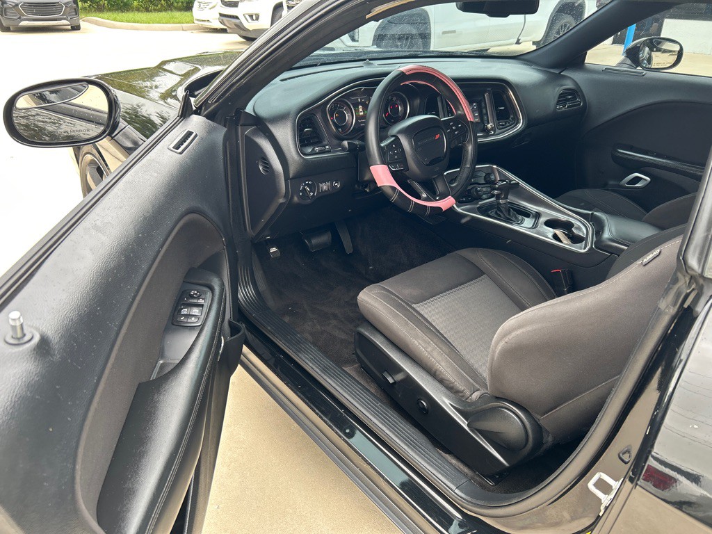 2015 Dodge Challenger Image 7