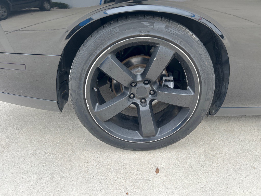2015 Dodge Challenger Image 21