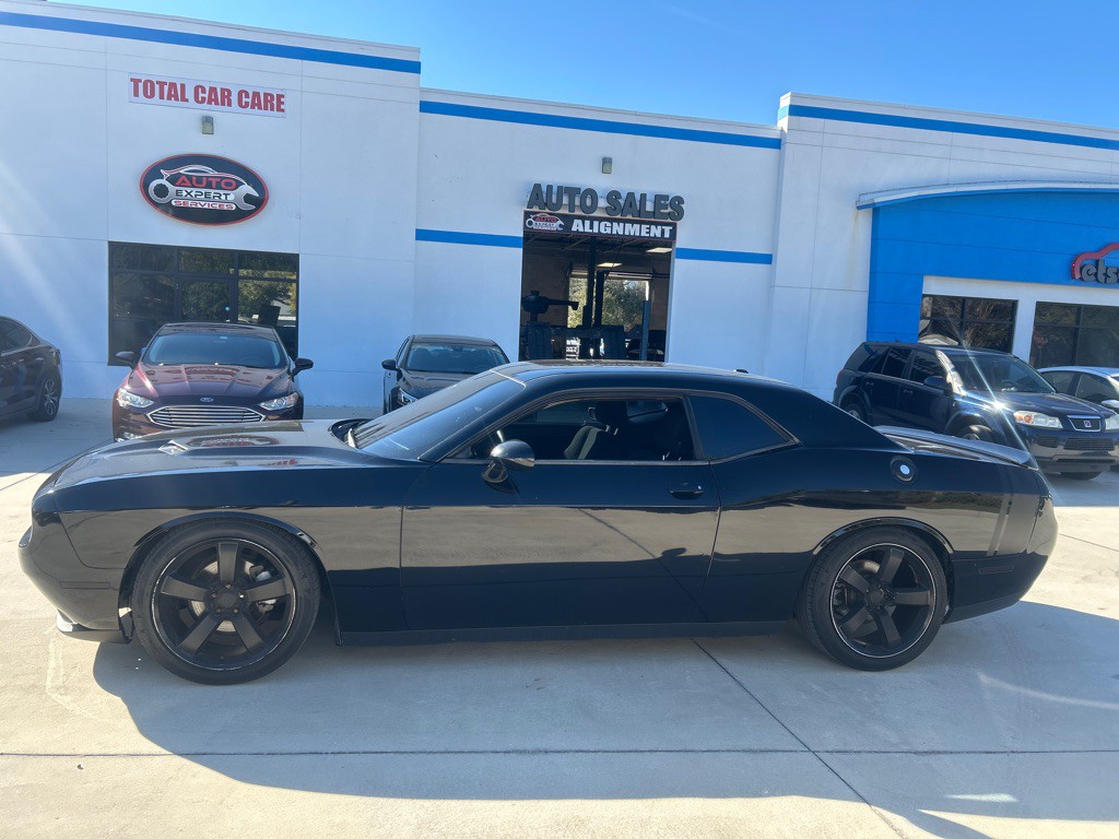 2015 Dodge Challenger Image 6