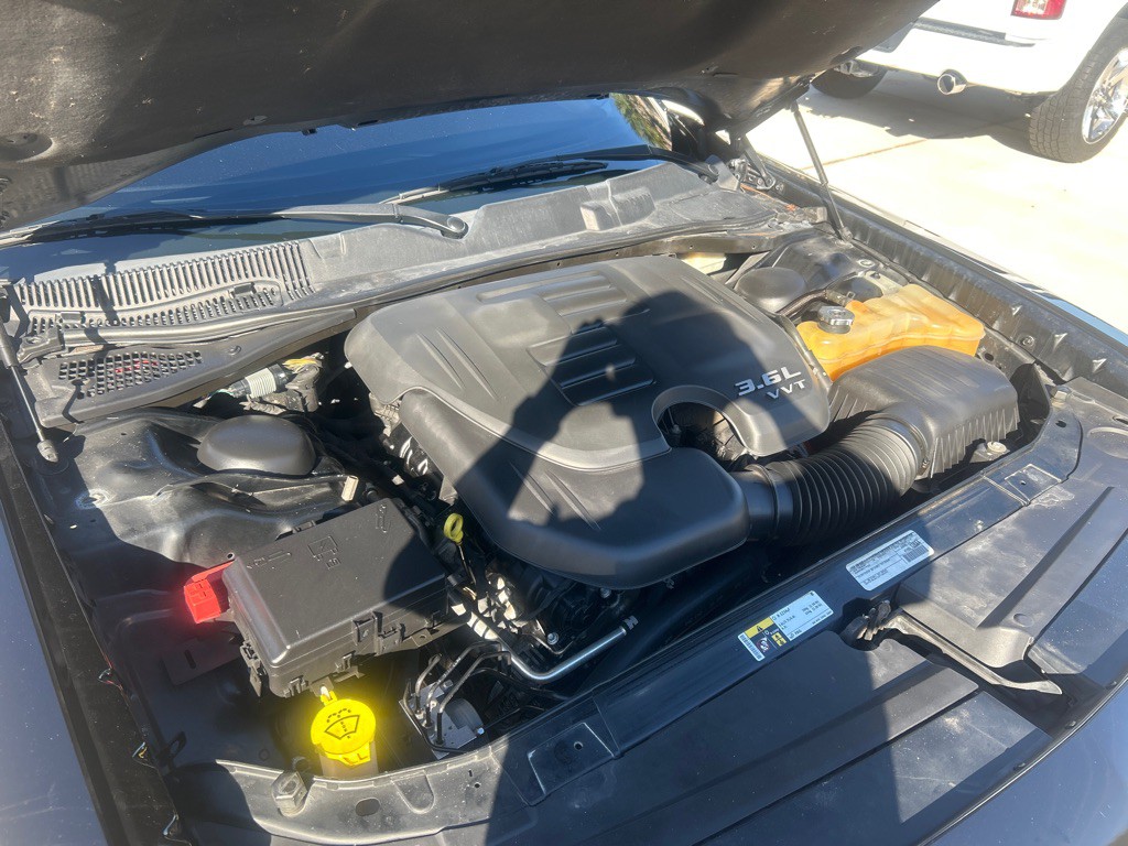 2015 Dodge Challenger Image 18