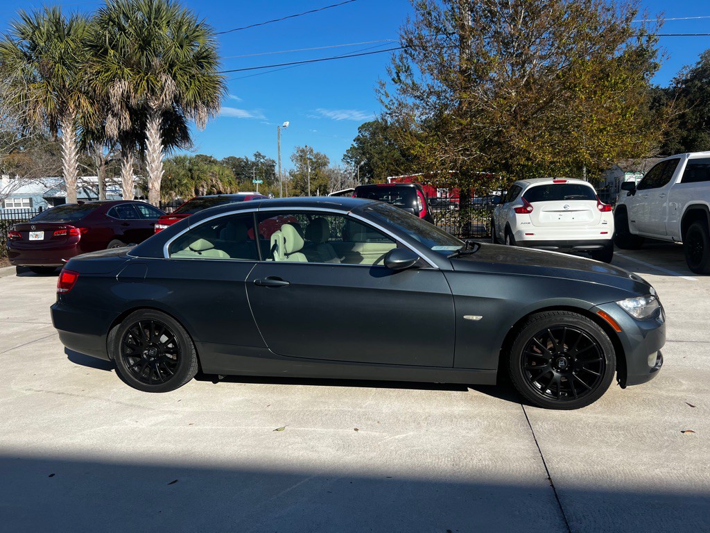 2009 BMW 3 Series Image 4