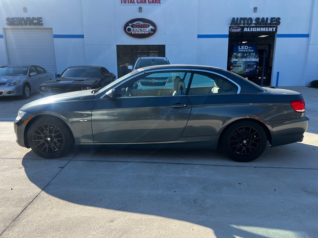 2009 BMW 3 Series Image 8