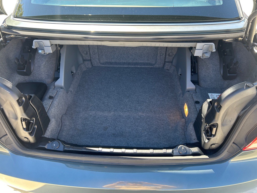 2009 BMW 3 Series Image 17