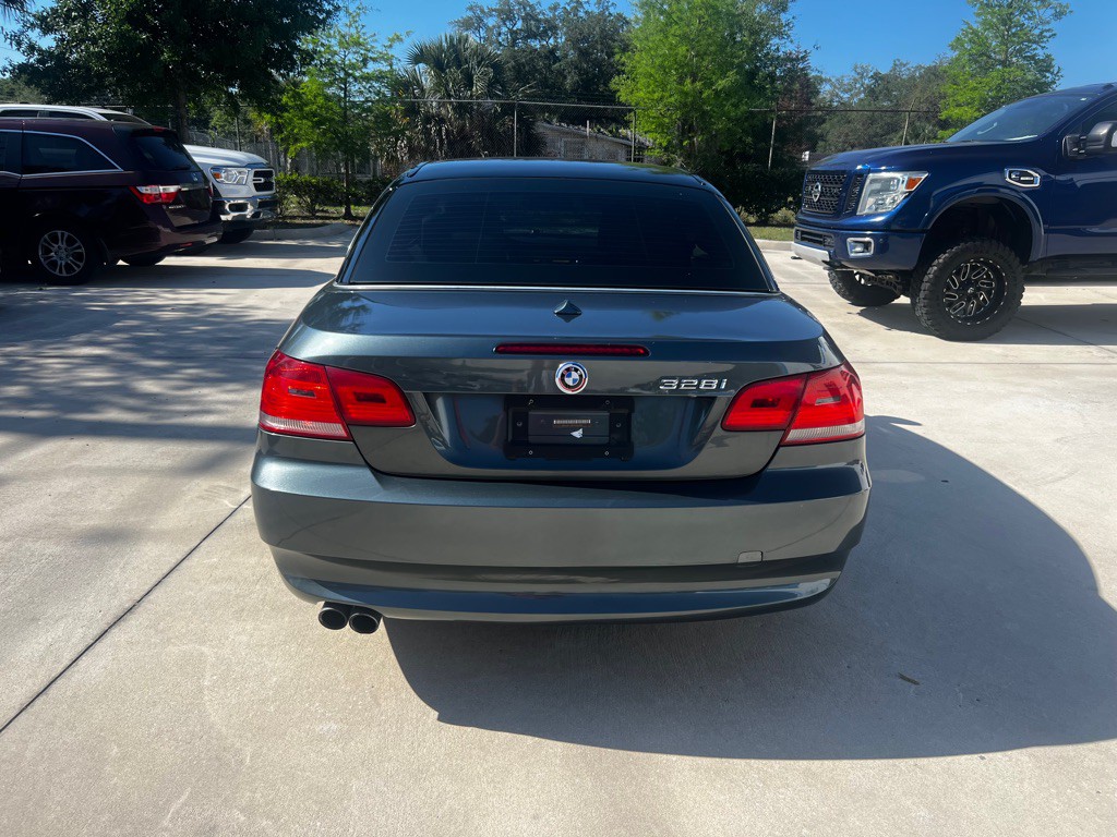 2009 BMW 3 Series Image 8