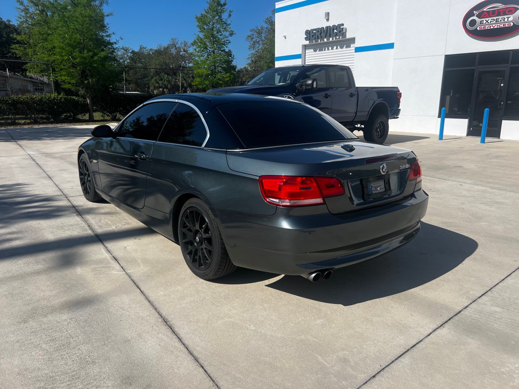 2009 BMW 3 Series Image 9