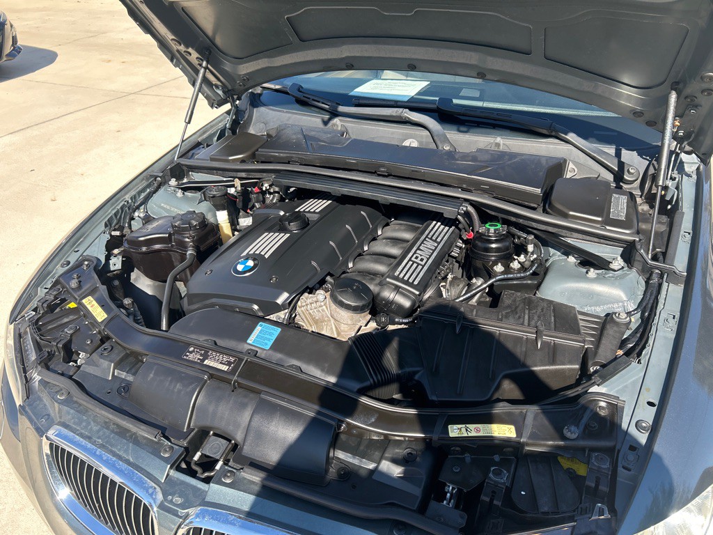 2009 BMW 3 Series Image 20