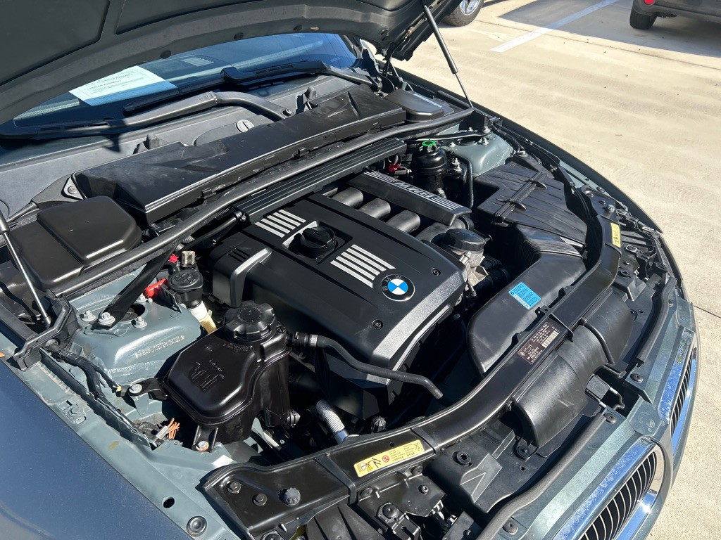 2009 BMW 3 Series Image 21