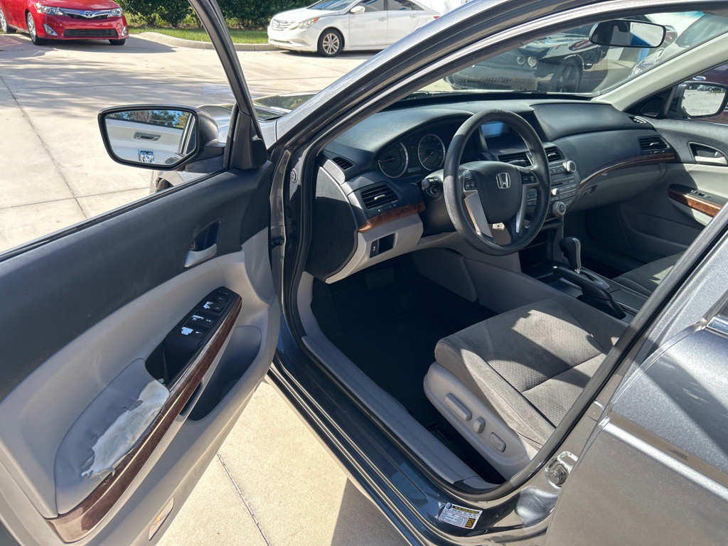 2012 Honda Accord Image 7