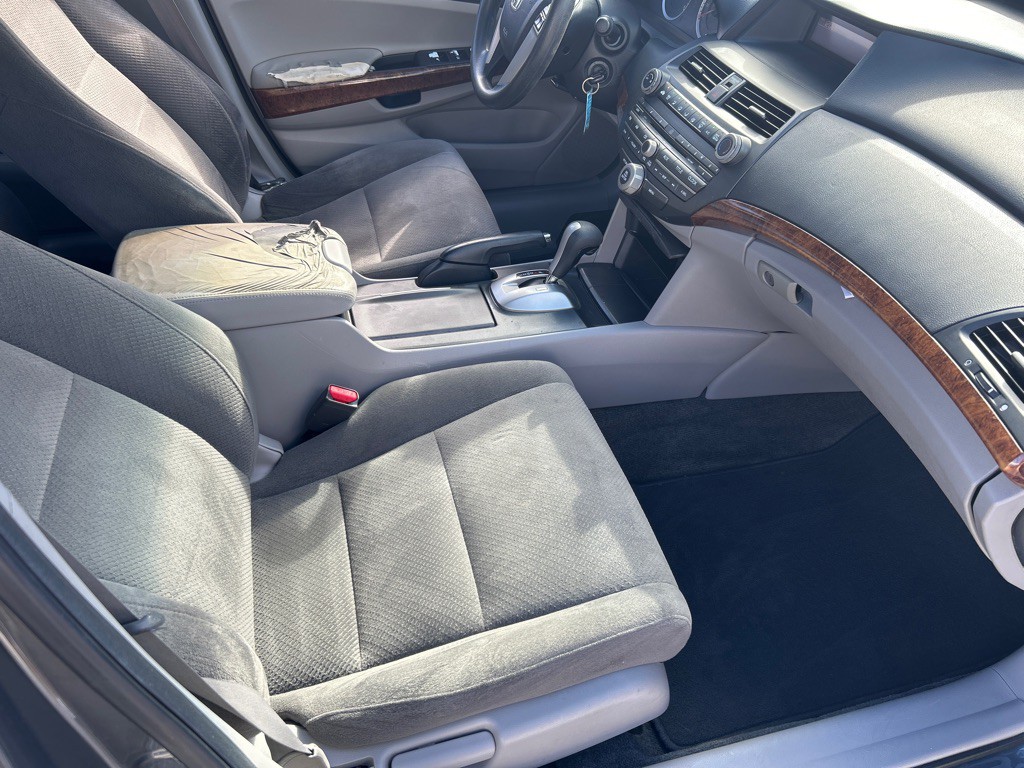 2012 Honda Accord Image 12