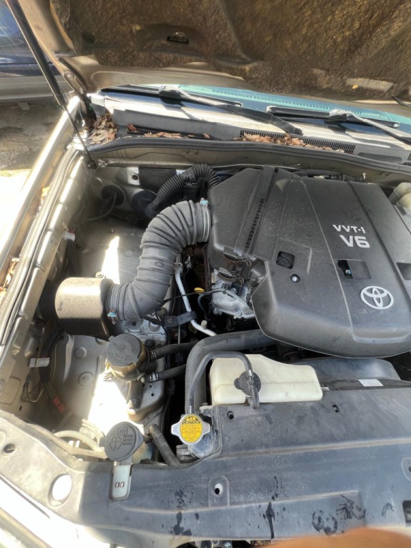 2005 Toyota 4Runner Image 9