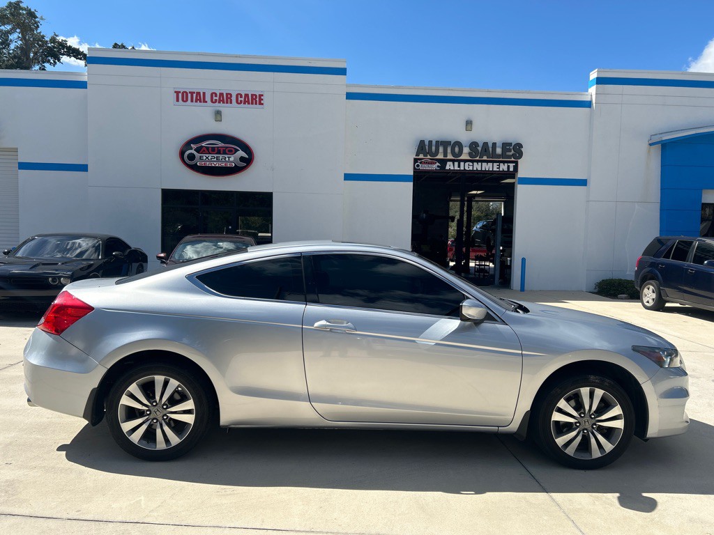 2012 Honda Accord Image 3