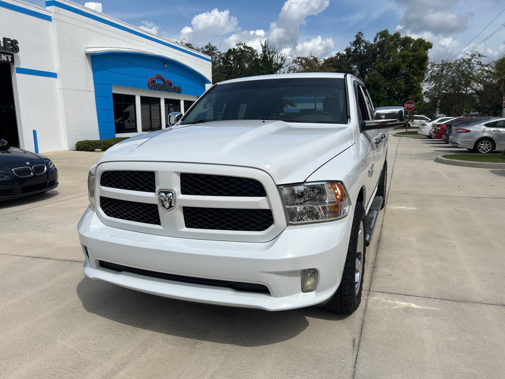 2014 RAM 1500 Image 1
