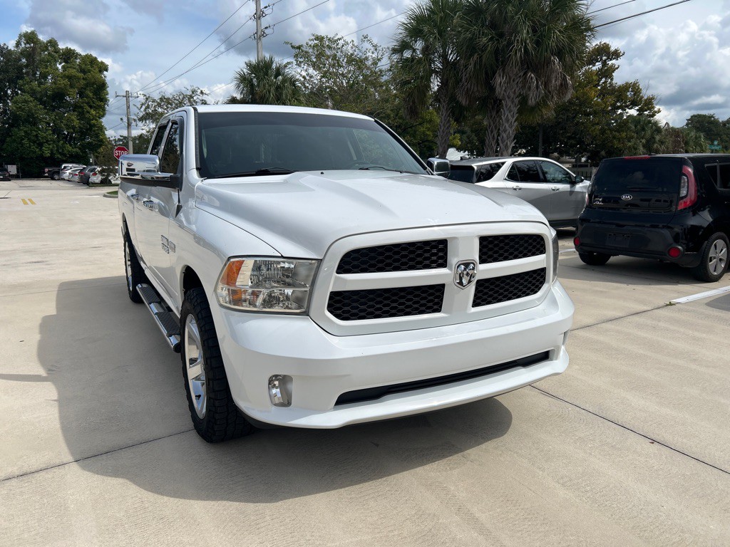 2014 RAM 1500 Image 2