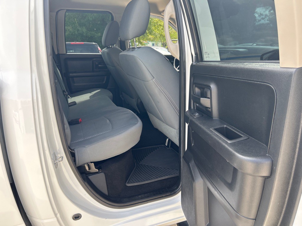 2014 RAM 1500 Image 13