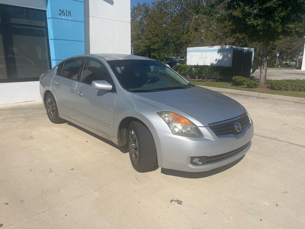 2009 Nissan Altima Image 3