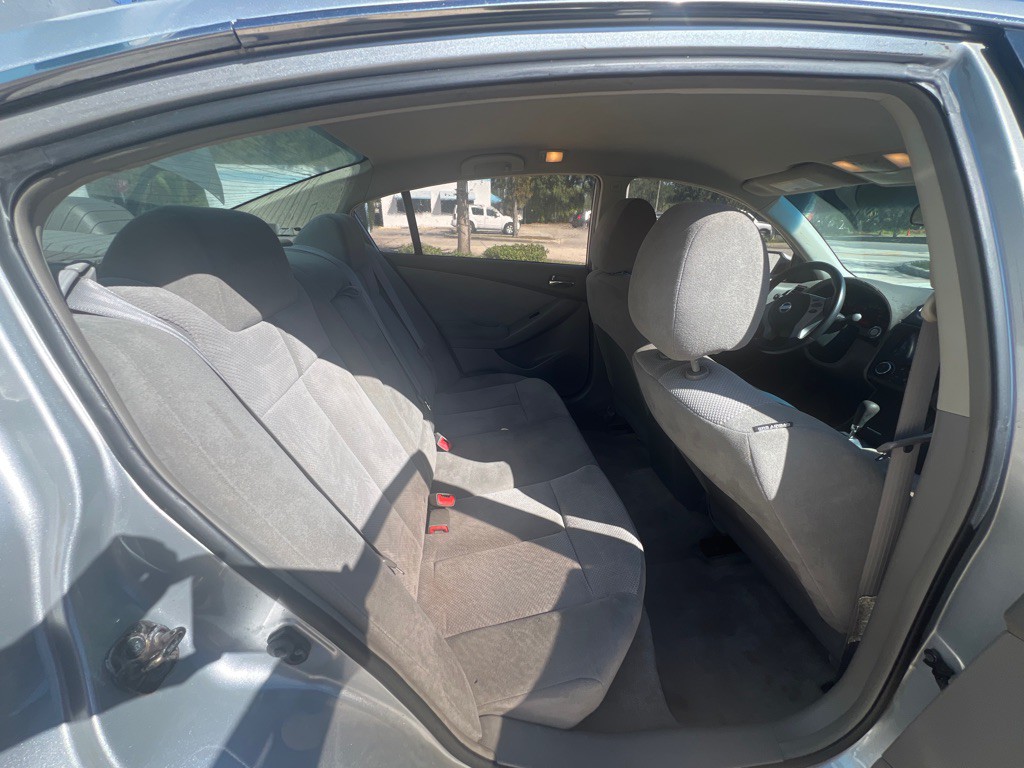 2009 Nissan Altima Image 11