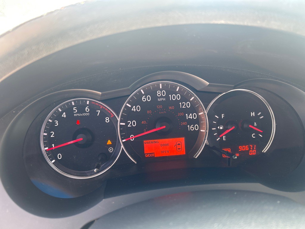 2010 Nissan Altima Image 9