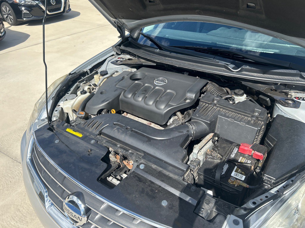 2010 Nissan Altima Image 23