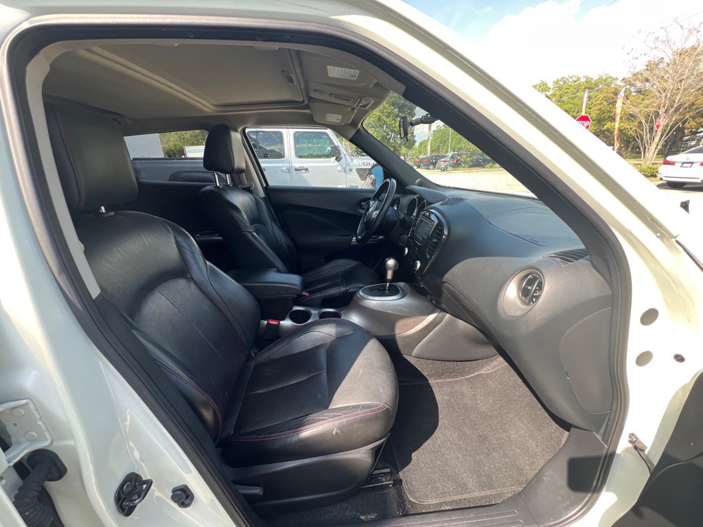 2012 Nissan Juke Image 16