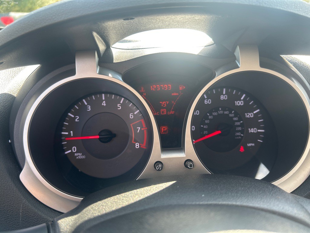 2012 Nissan Juke Image 9