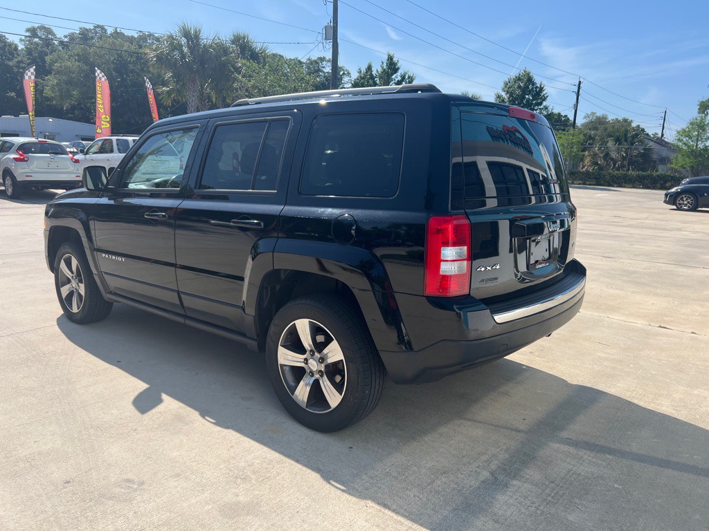 2016 Jeep Patriot Image 9
