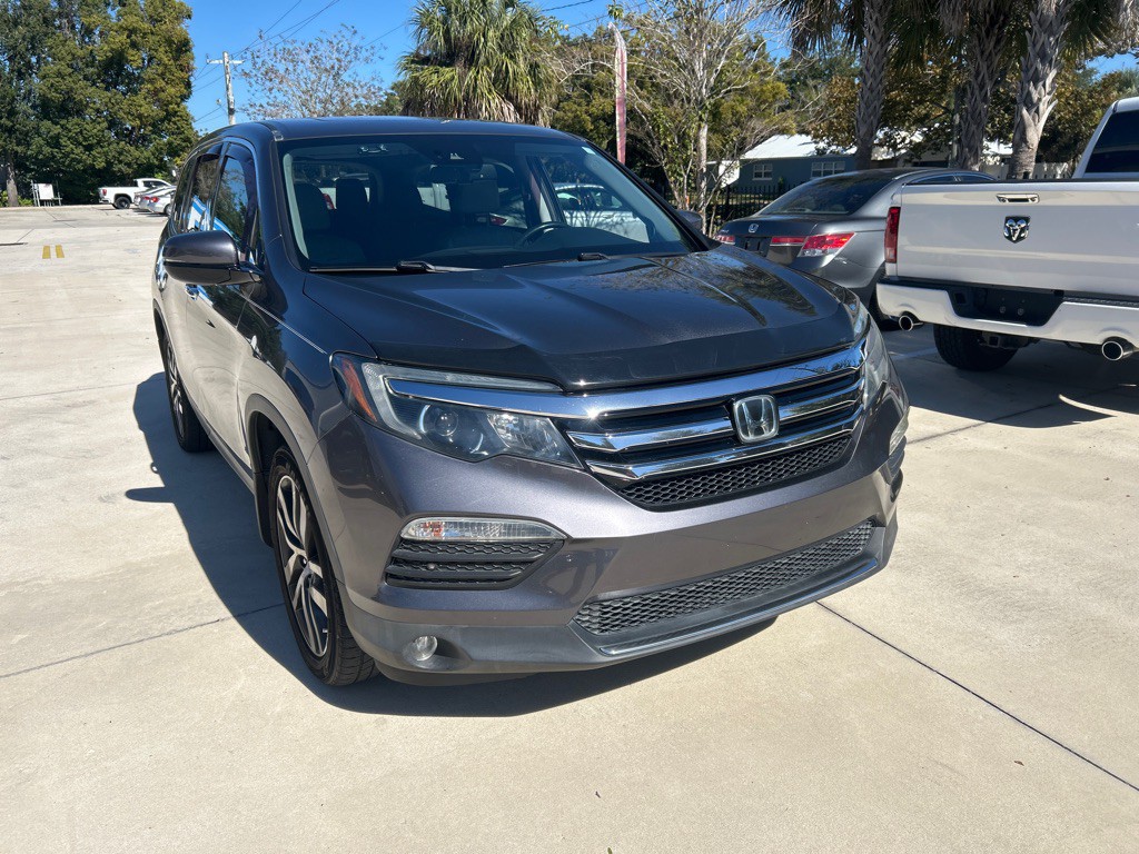 2017 Honda Pilot Image 2