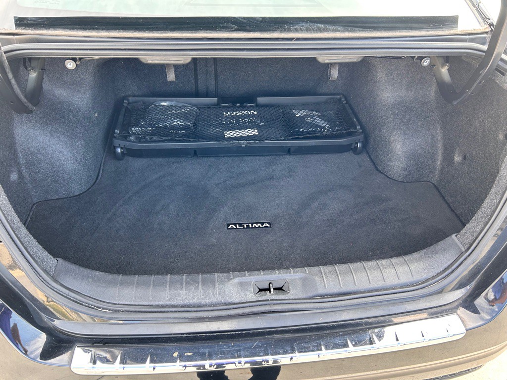 2021 Nissan Altima Image 18