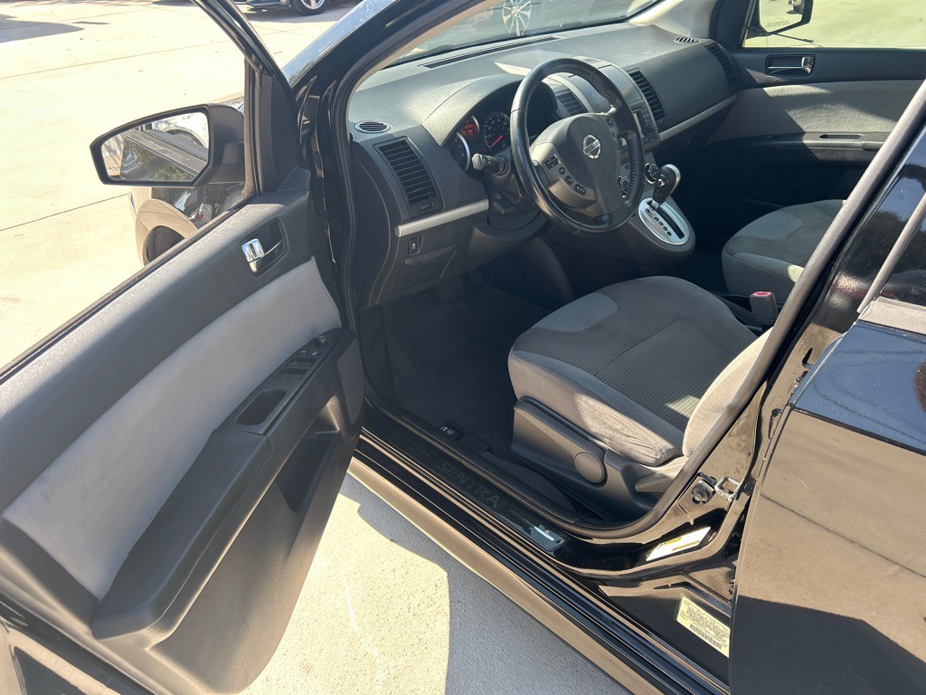 2012 Nissan Sentra Image 7