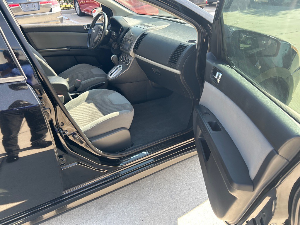 2012 Nissan Sentra Image 12