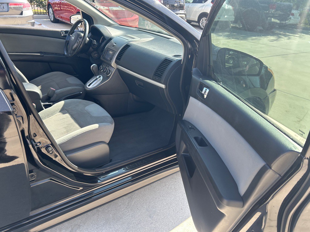 2012 Nissan Sentra Image 13