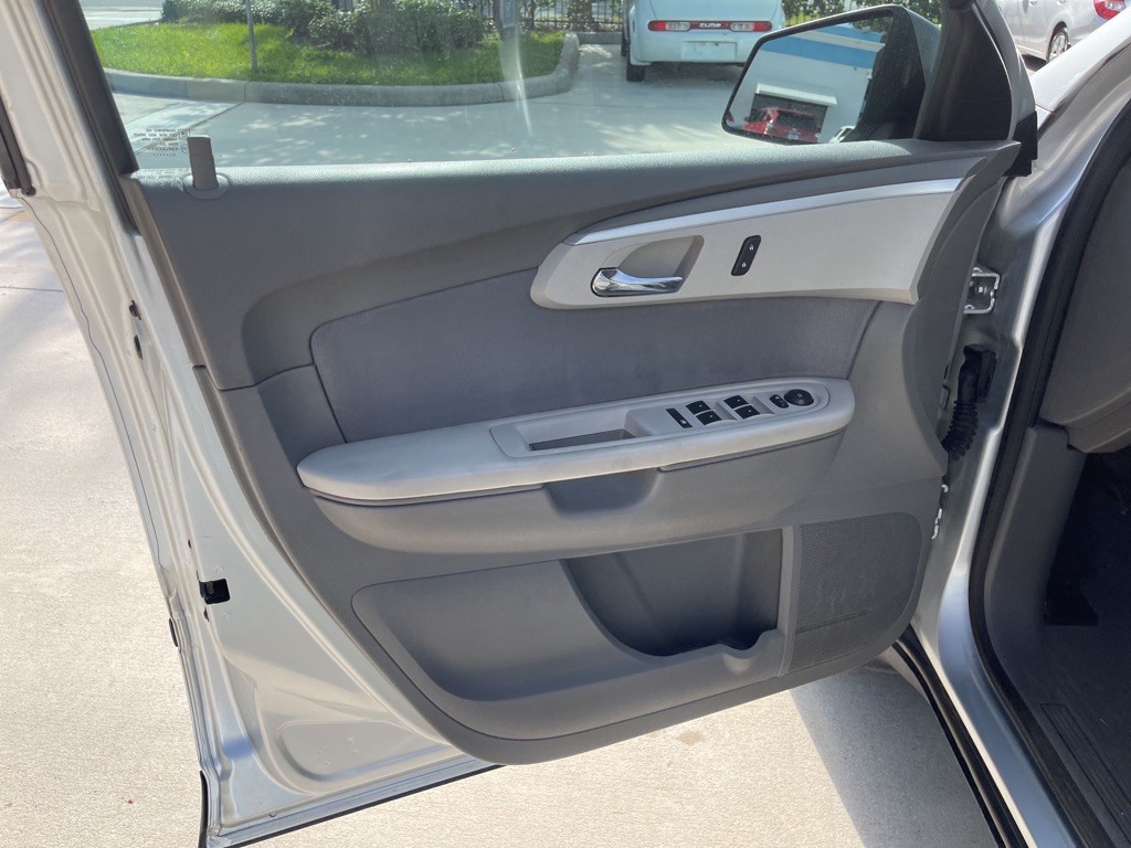 2012 Chevrolet Traverse Image 9