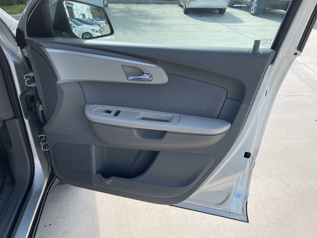 2012 Chevrolet Traverse Image 12