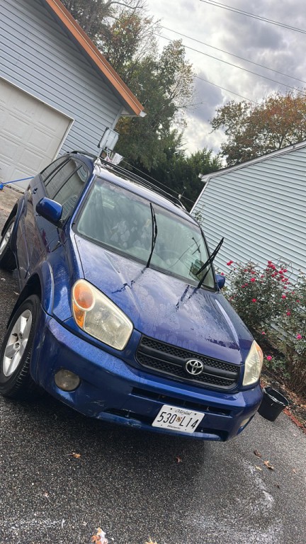 2004 Toyota Rav4 Image 2