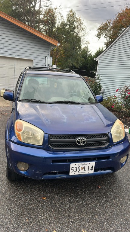 2004 Toyota Rav4 Image 10