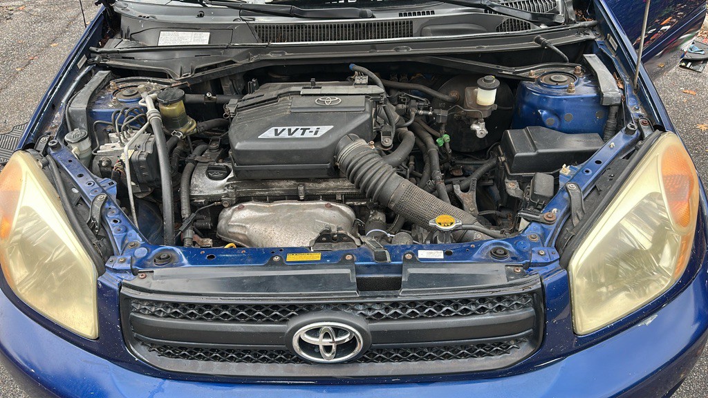 2004 Toyota Rav4 Image 11