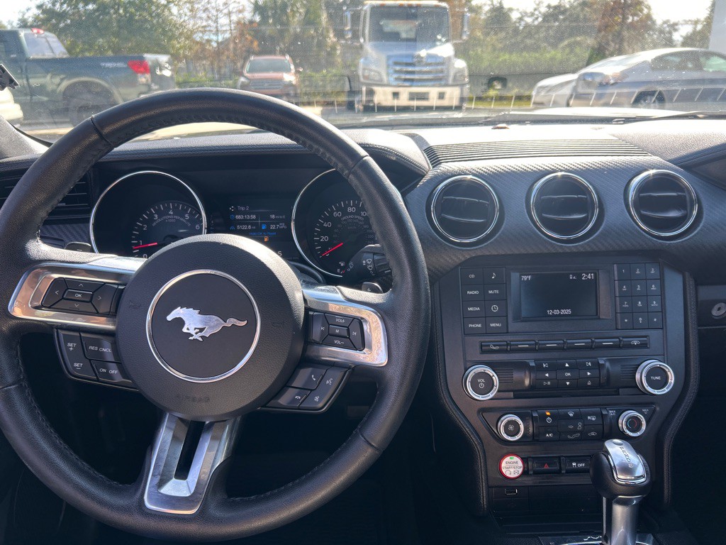 2017 Ford Mustang Image 9