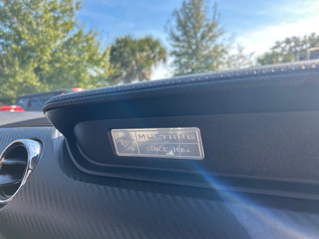 2017 Ford Mustang Image 13
