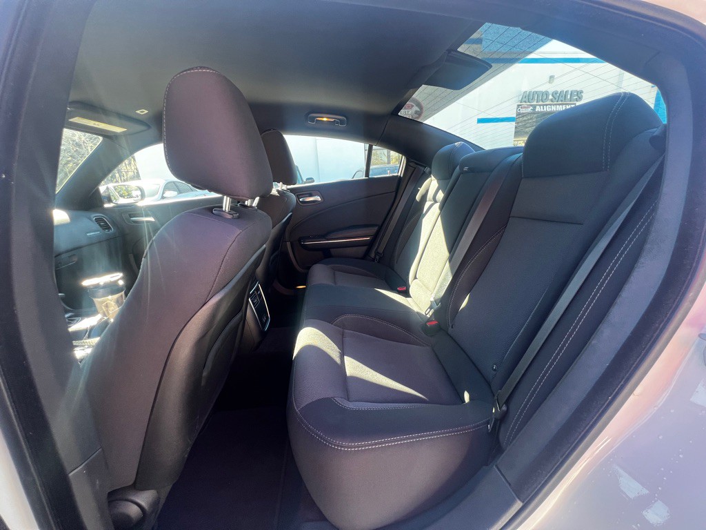 2018 Dodge Charger Image 10