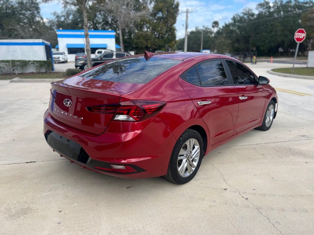 2019 Hyundai Elantra Image 4