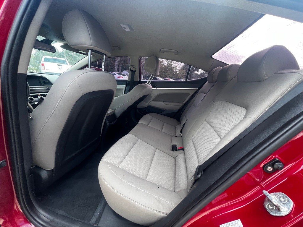 2019 Hyundai Elantra Image 8