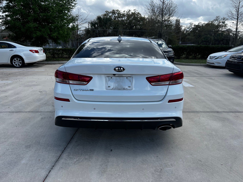 2020 Kia Optima Image 6