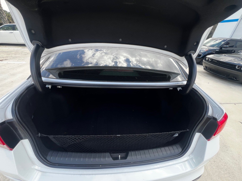 2020 Kia Optima Image 13