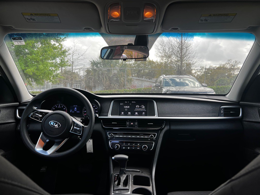 2020 Kia Optima Image 15