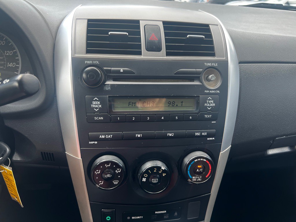 2009 Toyota Corolla Image 13