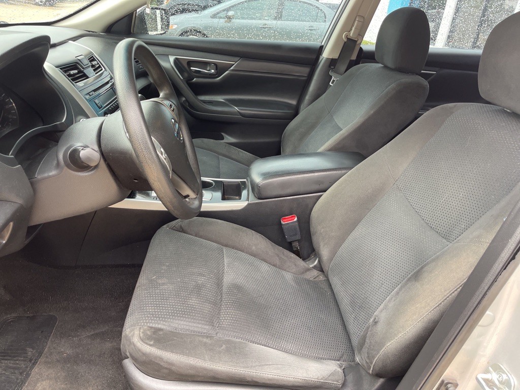 2015 Nissan Altima Image 14