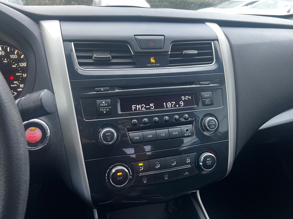 2015 Nissan Altima Image 15