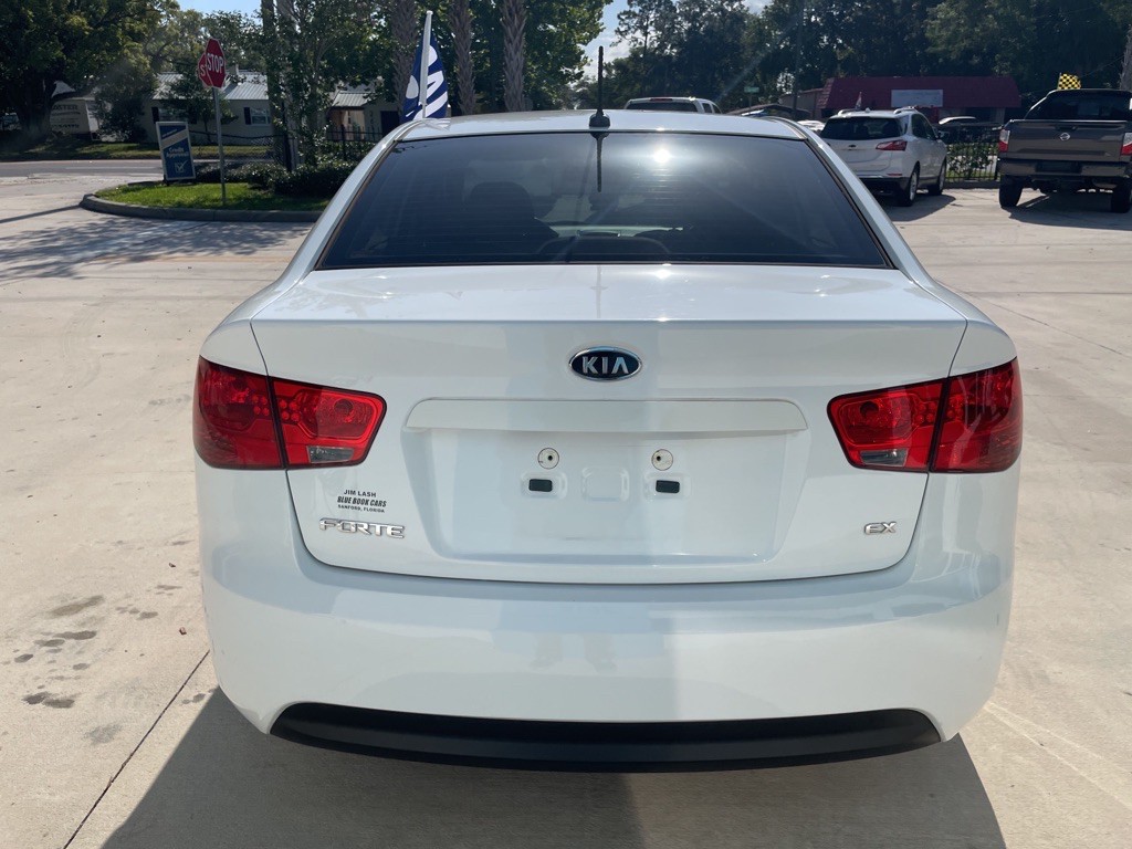 2010 Kia Forte Image 6